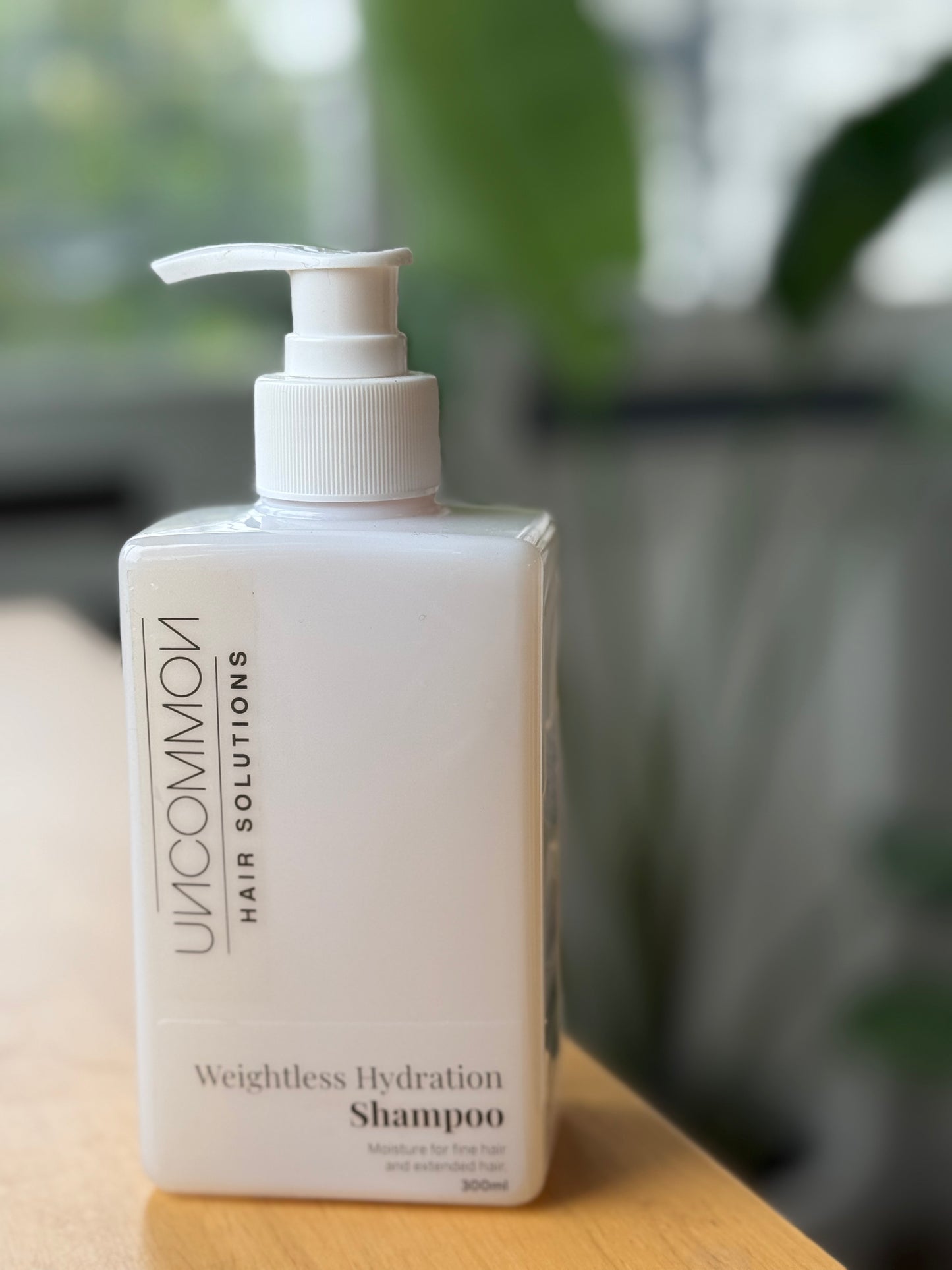 Weightless Hydration Shampoo for fine hair. 300ml