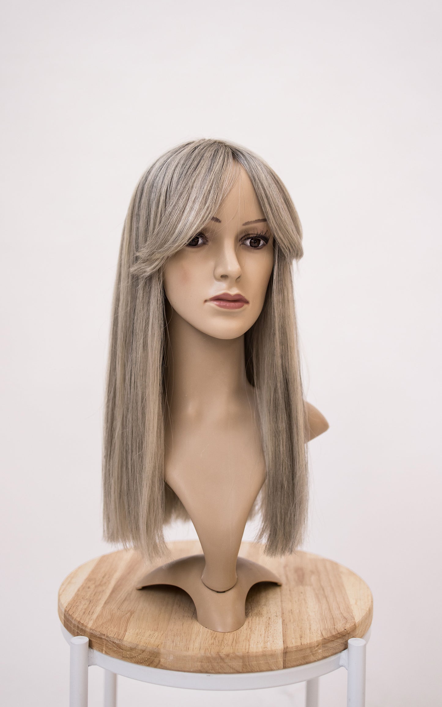 Human Hair Wig / Grey